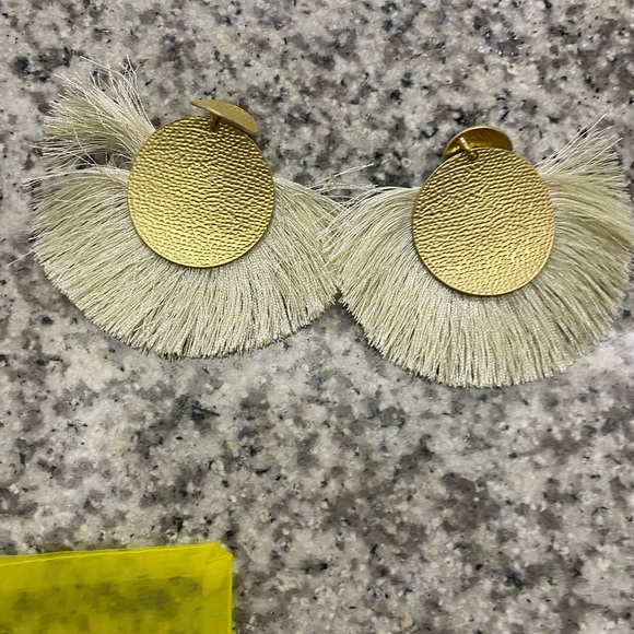 Plunder Jewelry - Gold plunder earrings fringe new